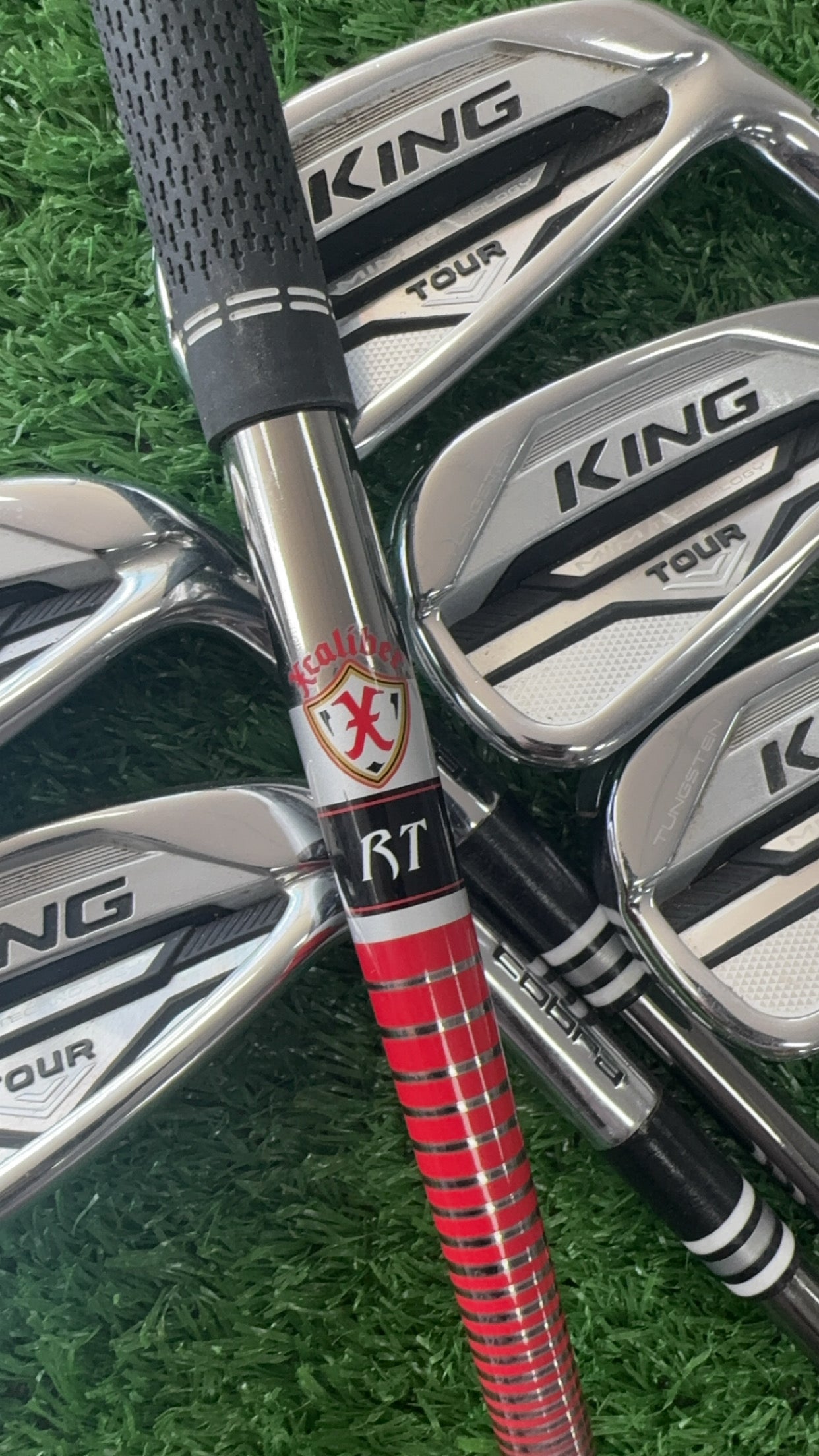 Cobra King Tour 5-pw / Excalibur Rapid Taper Graphite Shafts
