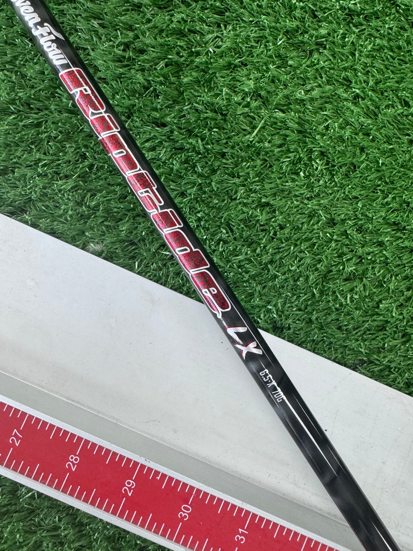 TAYLORMADE SIM ROCKET 14* 3w - custom shaft