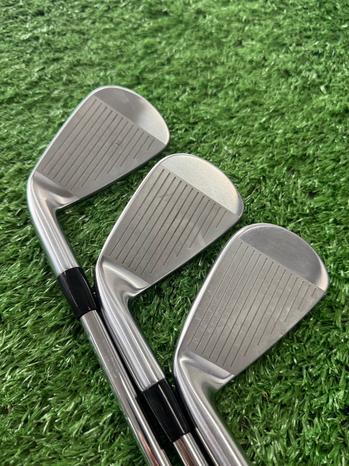 Mizuno 245 Irons 5-pw - stiff flex