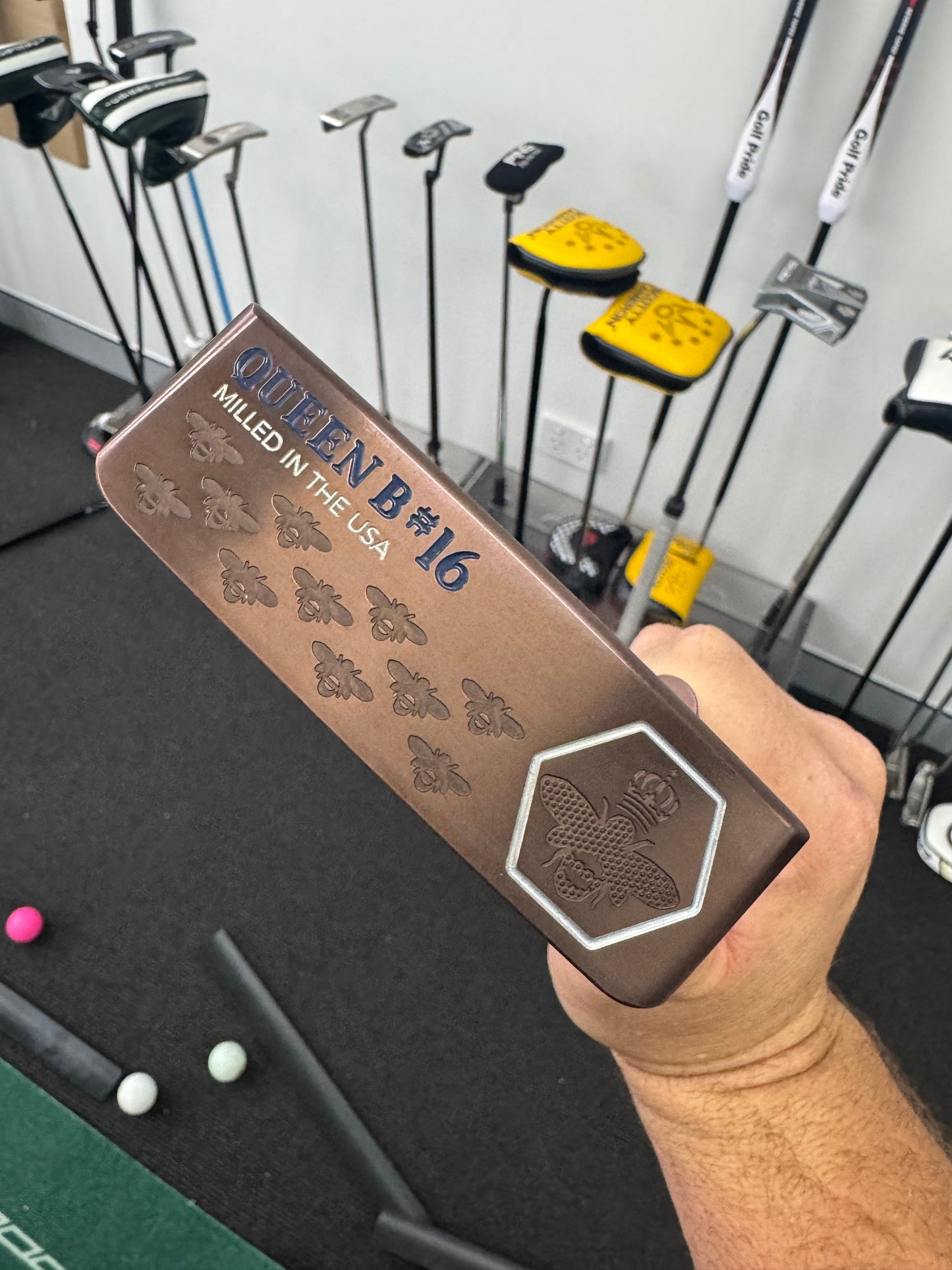 Bettinardi Queen Bee 35” Putter