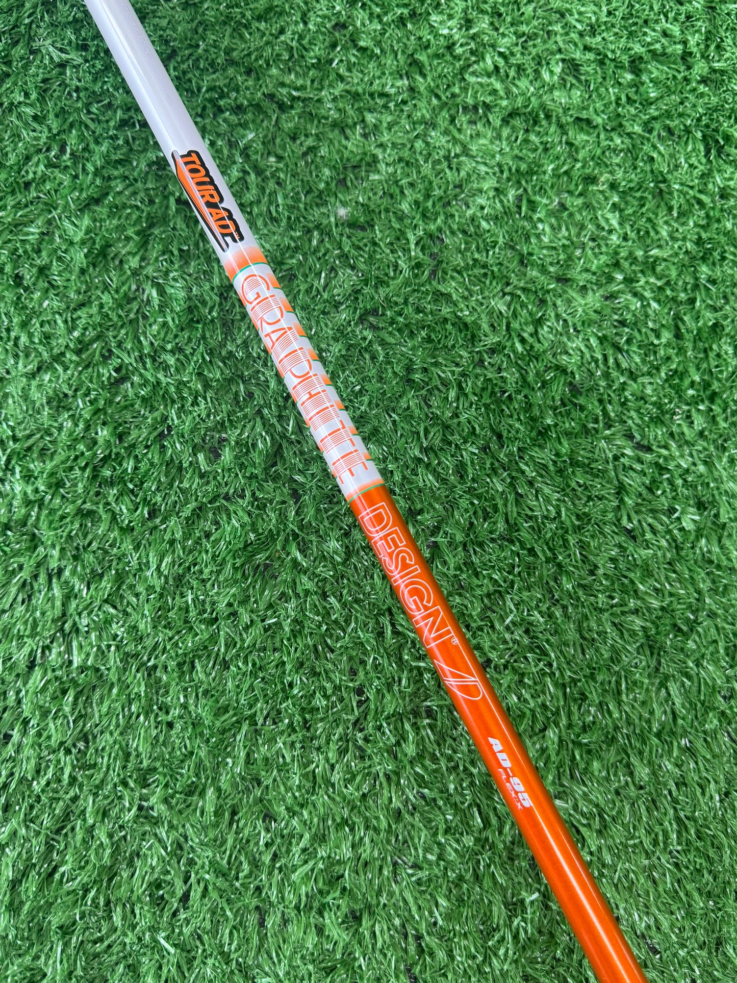 Wilson Staff 21* Driving Iron / Graphite Design 95x