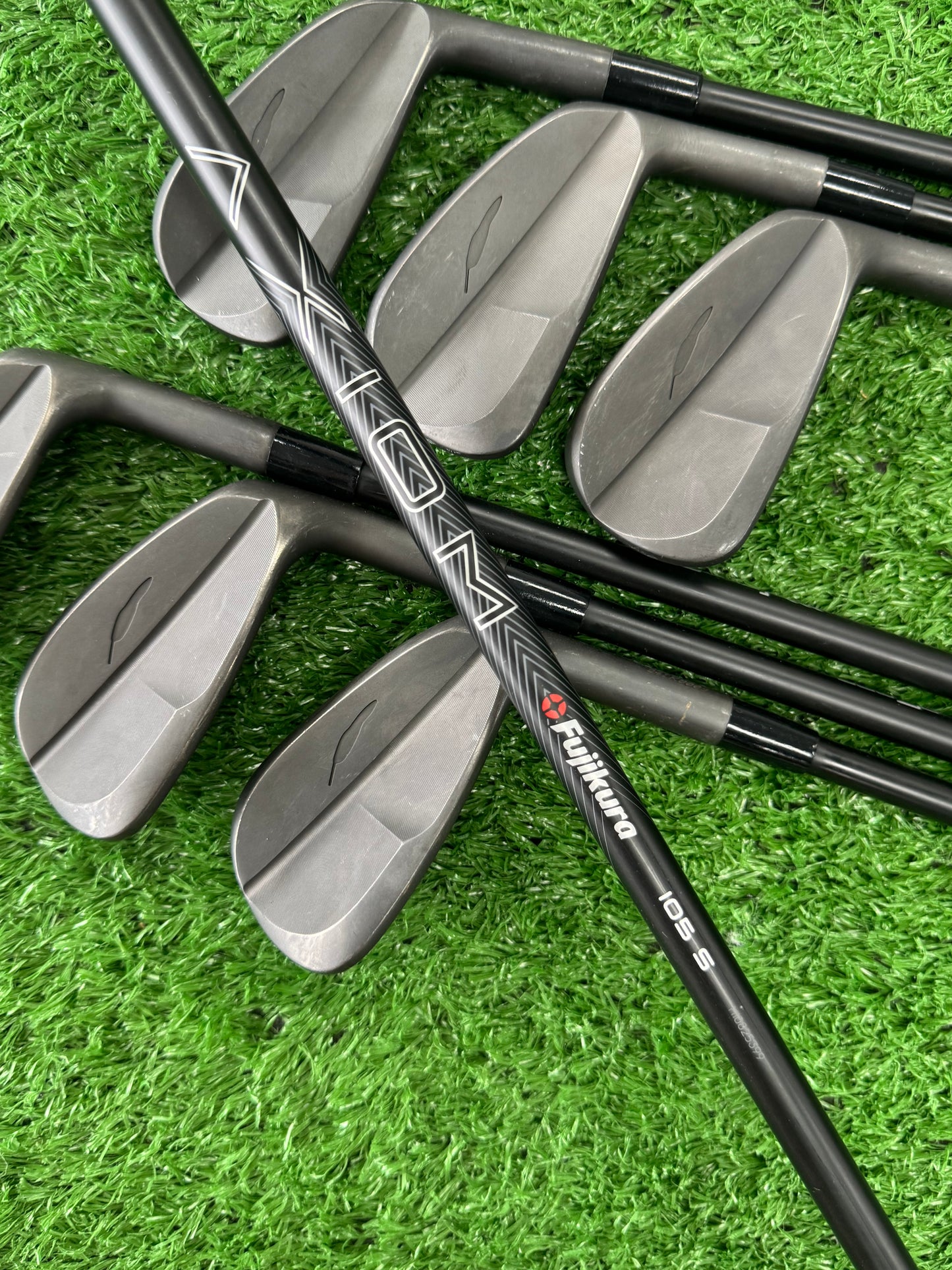 FOURTEEN RMB BLACK LIMITED EDITION IRONS / AXIOM 105S