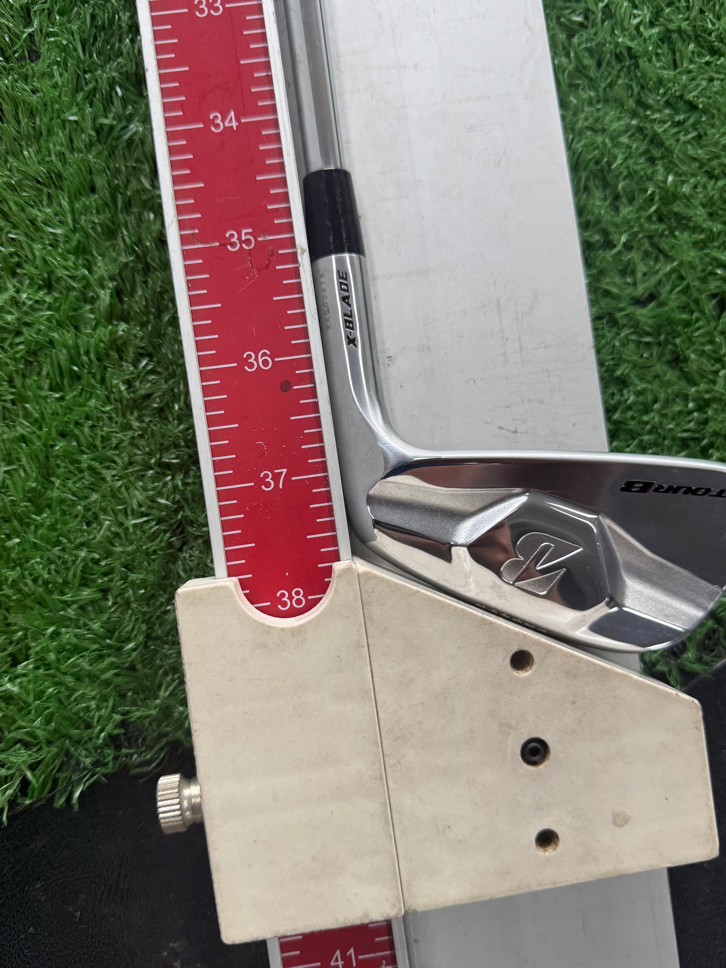 BRIDGESTONE TOUR B BLADES / $ TAPER 120 SHAFTS