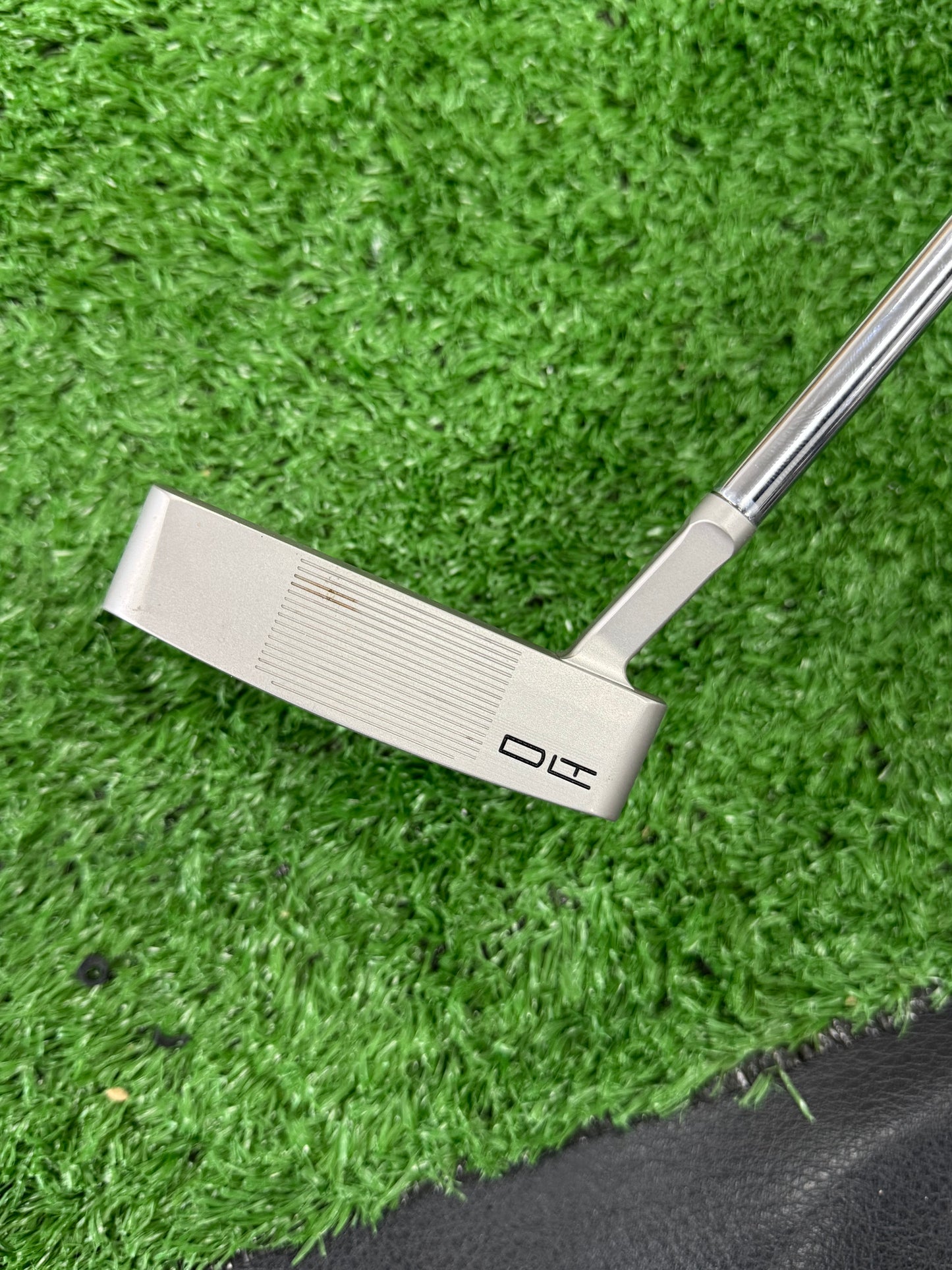 Sik Flo Putter - display model
