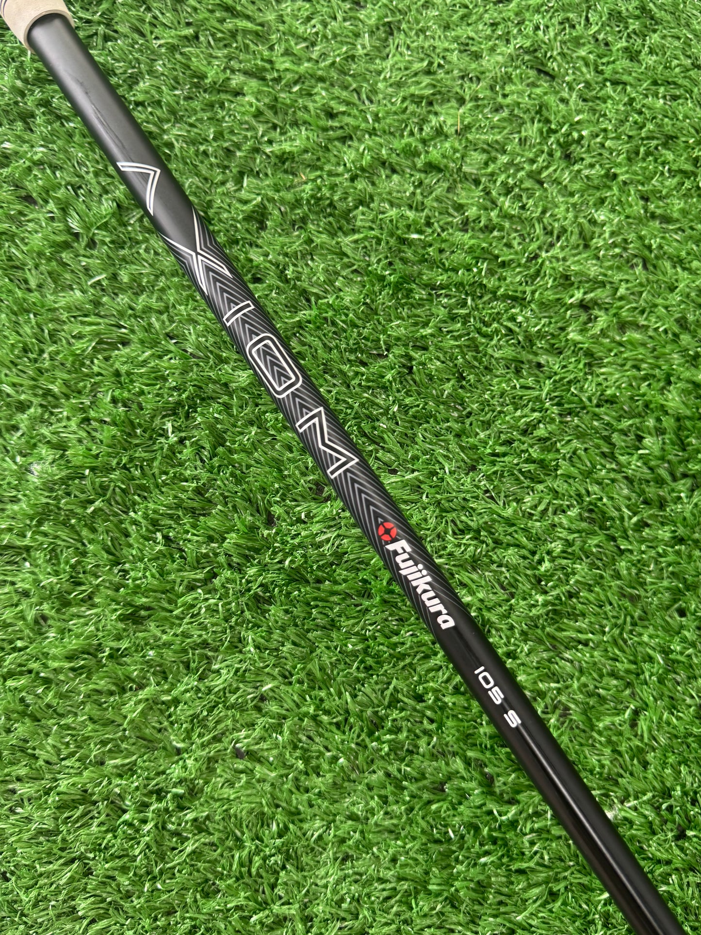 VOKEY SM9 54* 12D / AXIOM SHAFT RH