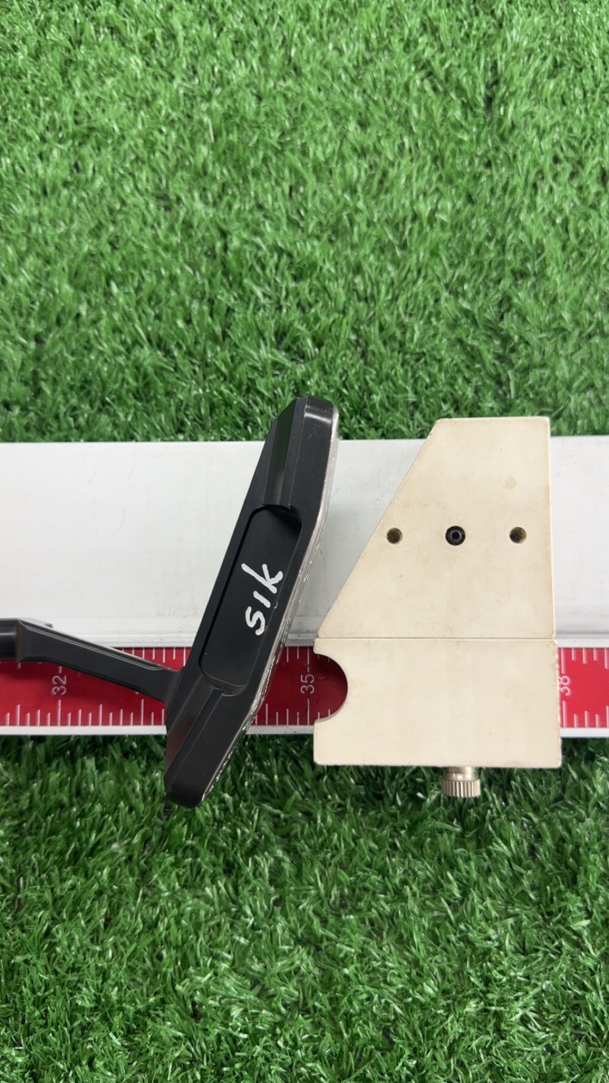 SIK PRO C BLADE - BLACK - CUSTOM SHAFT 34.75"