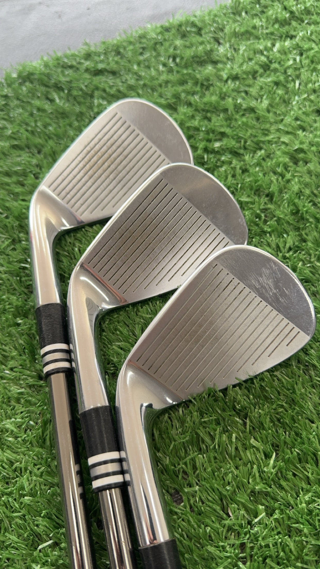 Cobra King Tour 5-pw / Excalibur Rapid Taper Graphite Shafts