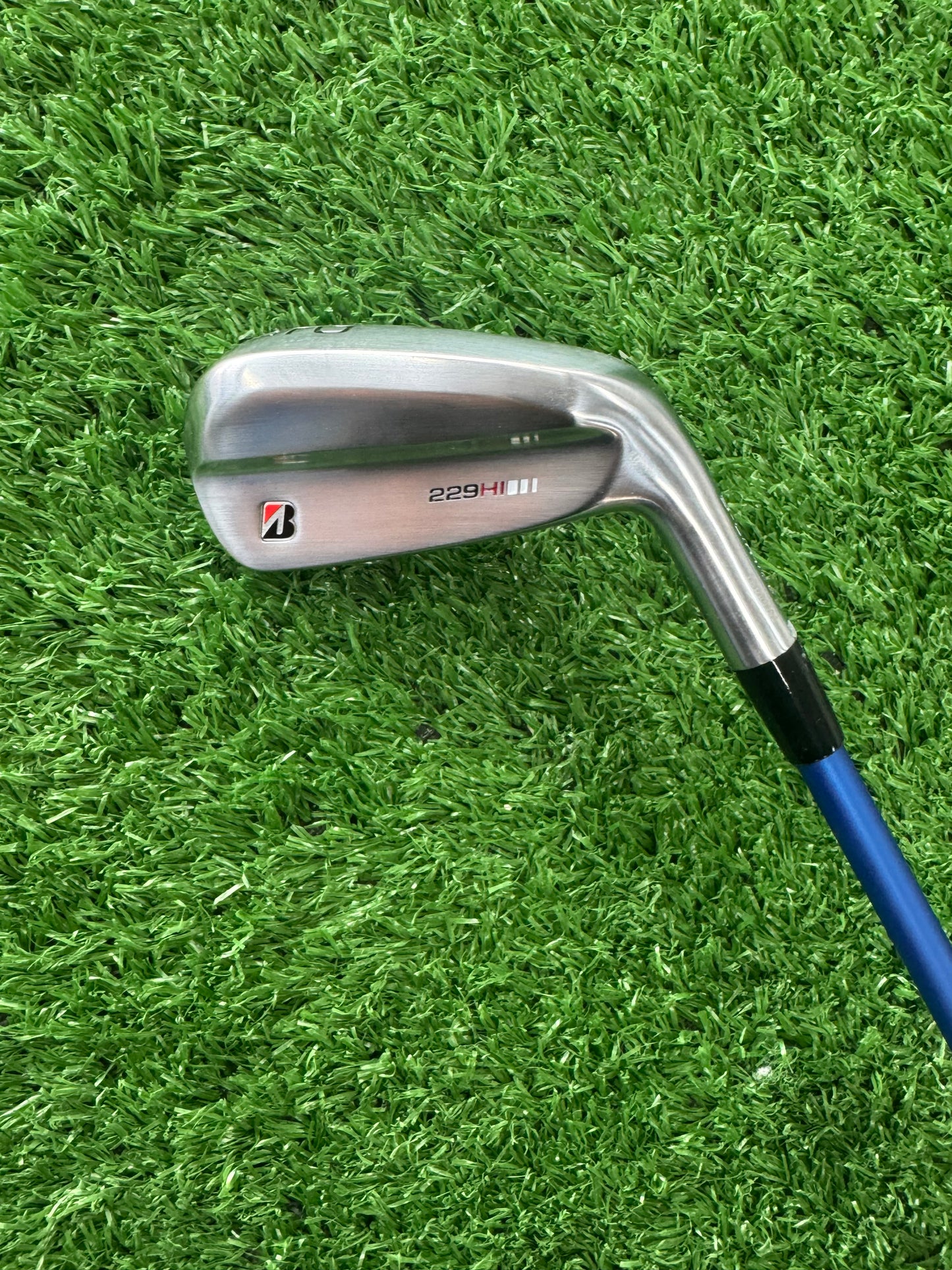 Bridgestone 221 Hi Driving Iron (2025)