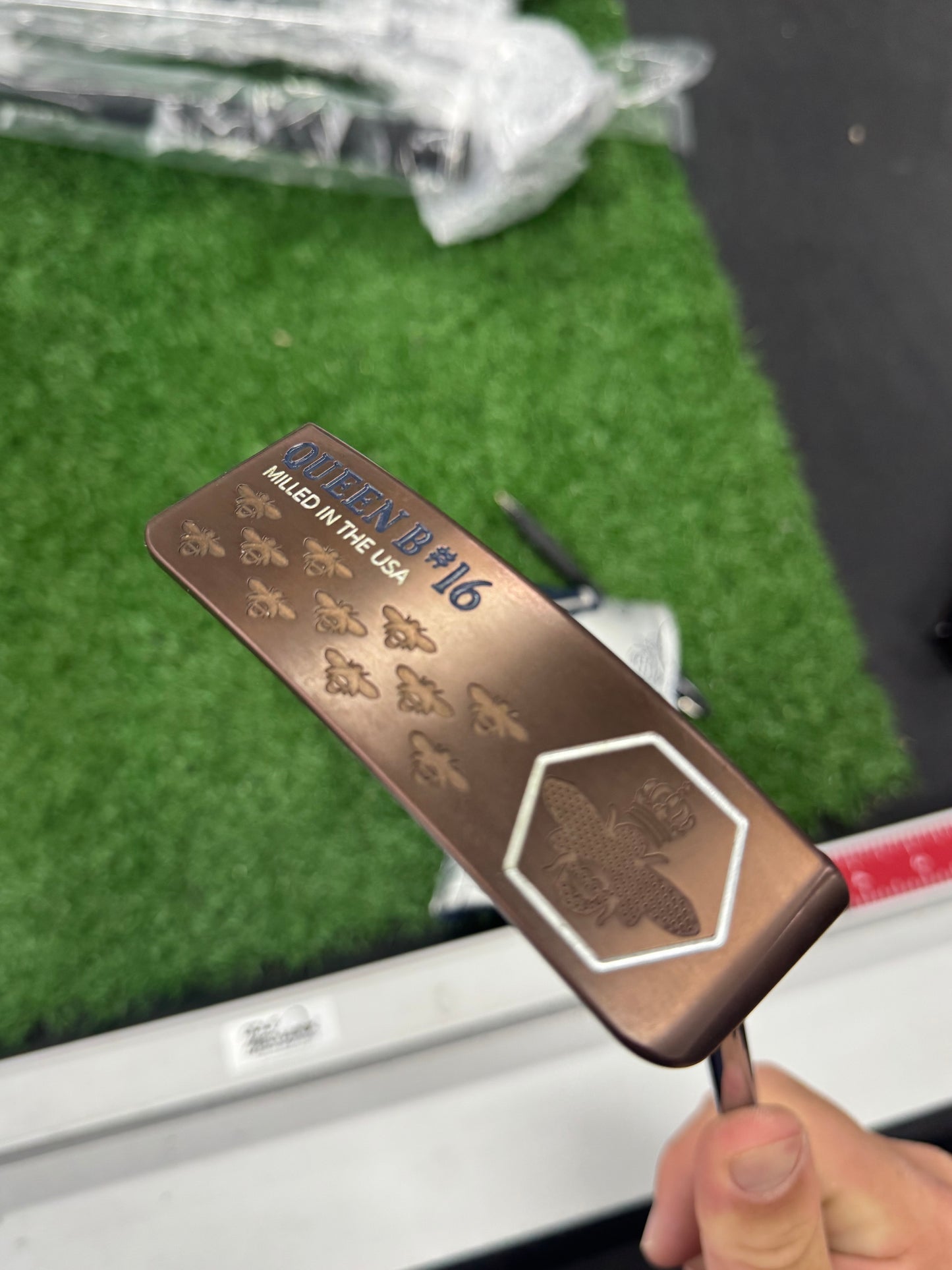 Bettinardi Queen Bee 35” Putter