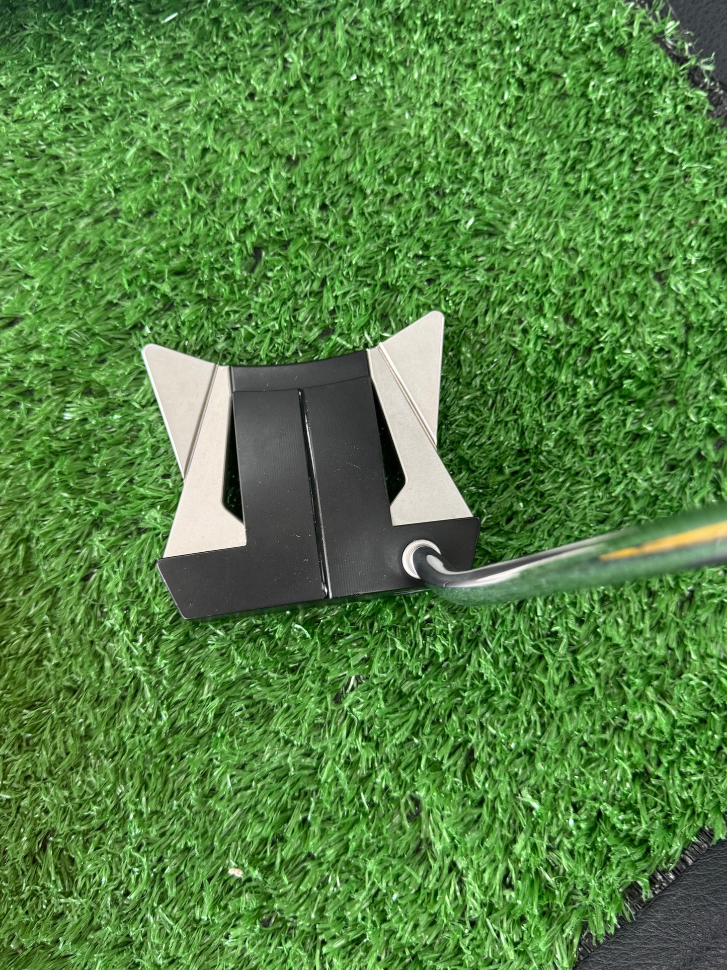 Scotty Phantom 12.5 33” putter