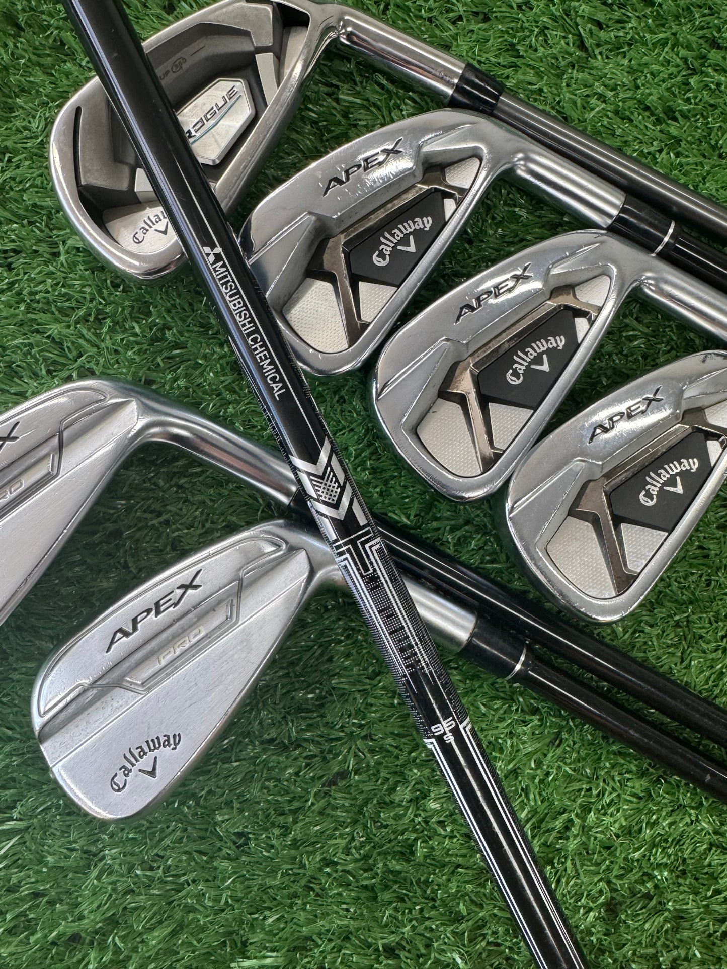 CALLAWAY APEX / APEX PRO COMBO IRON SET 4-PW