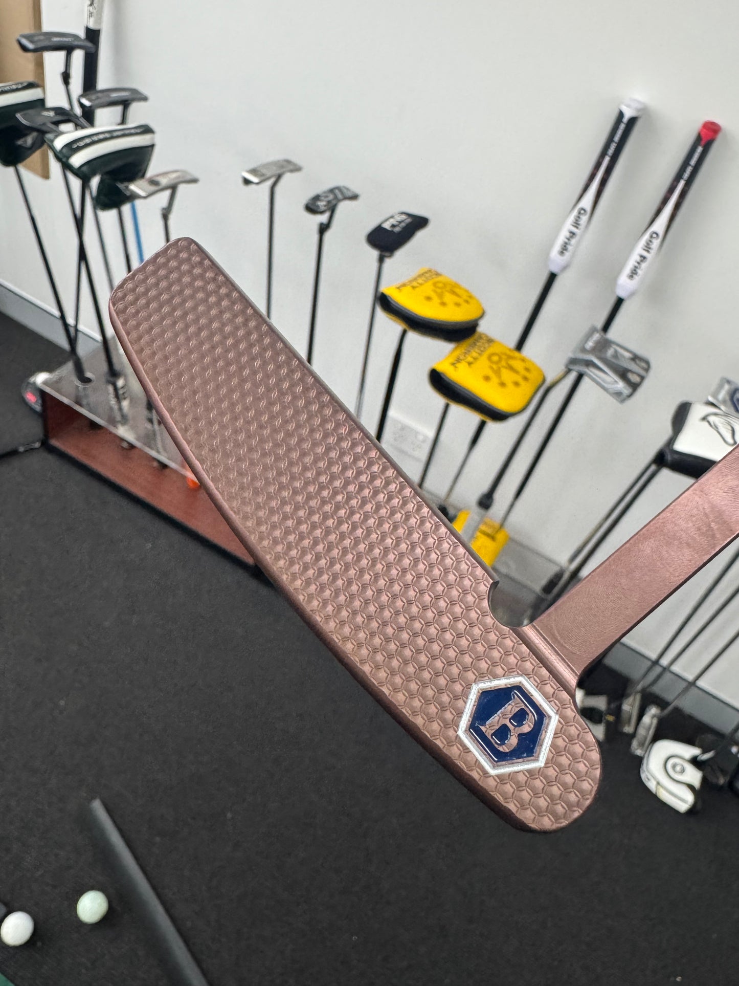Bettinardi Queen Bee 35” Putter