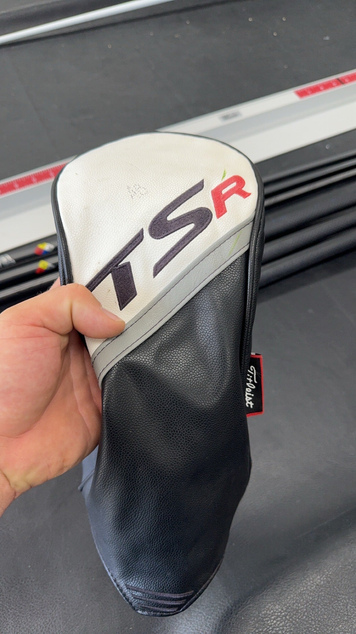 TOUR ISSUED TSR2 10* Head