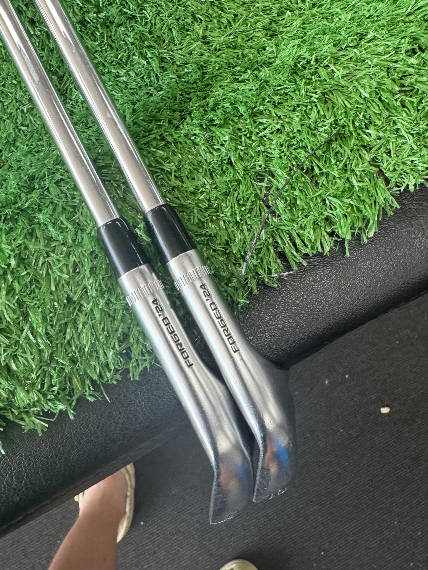 Callaway Apex CB 10 & 11 irons ( PW and GW )