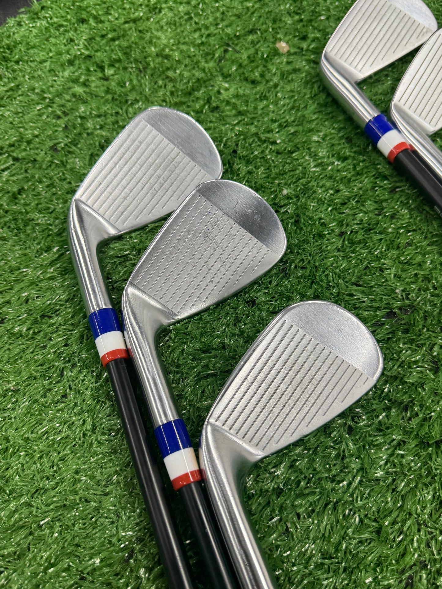 Titliest T100 irons - Axiom 125x shafts