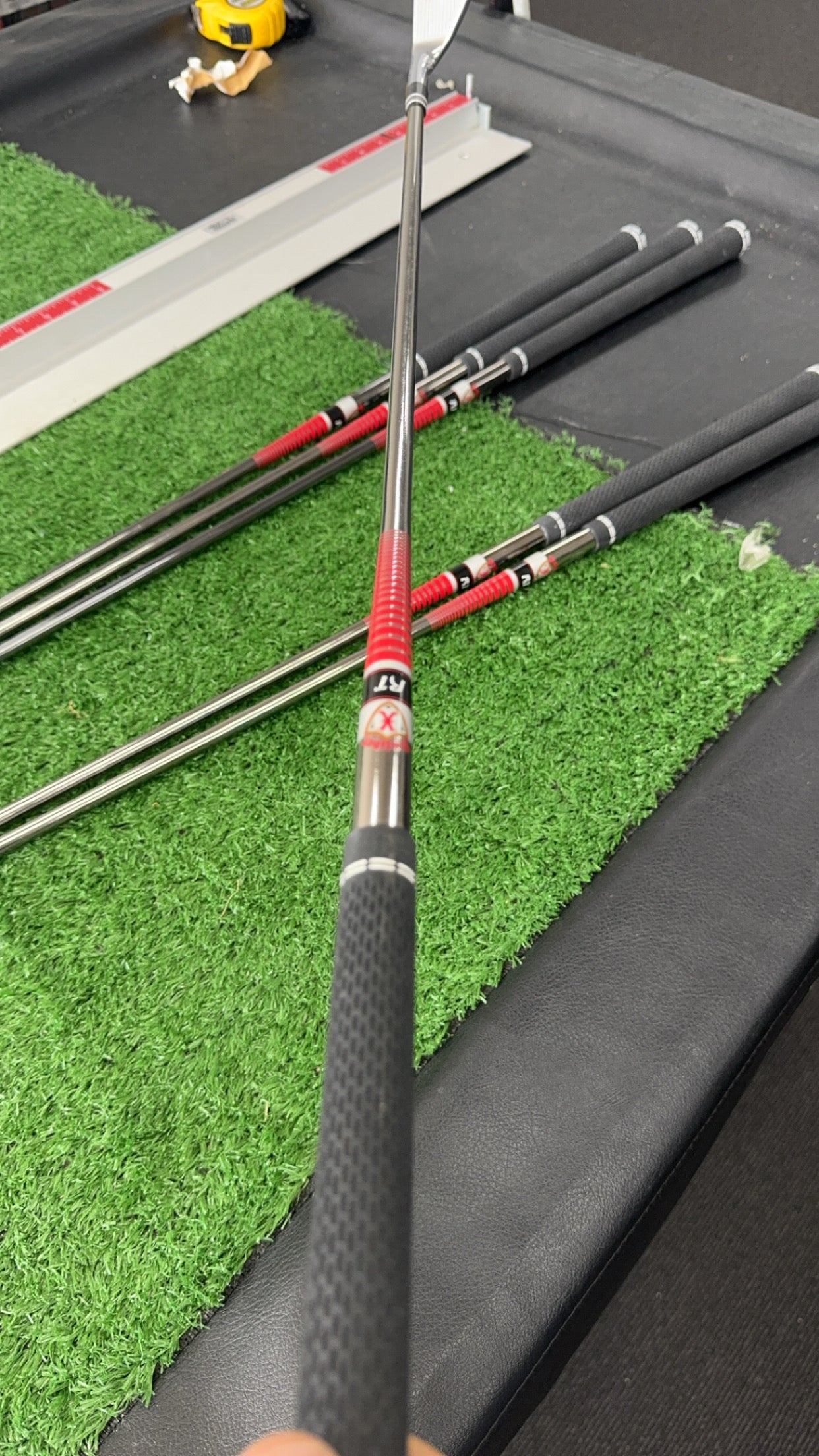 Cobra King Tour 5-pw / Excalibur Rapid Taper Graphite Shafts