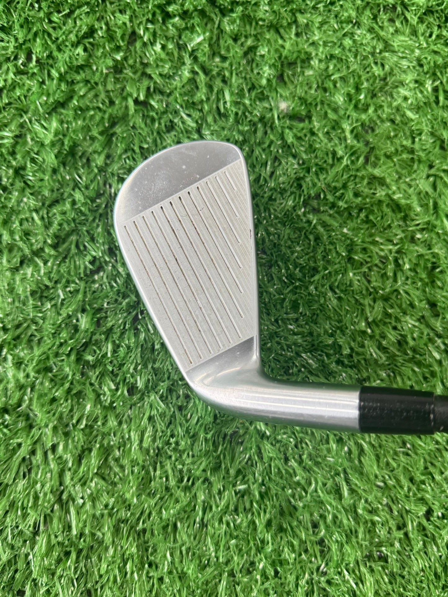 Srixon ZU 65 2 iron - LA golf Stiff shaft