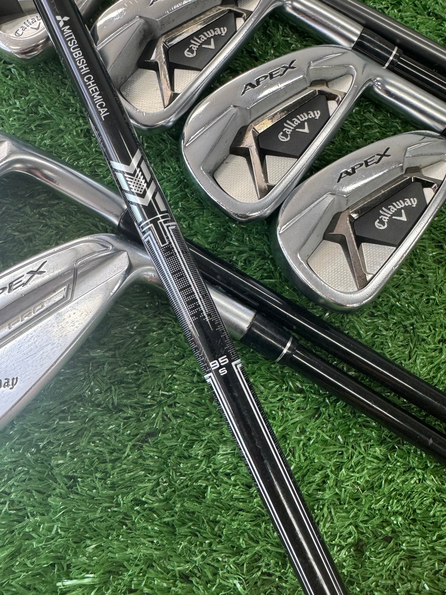 CALLAWAY APEX / APEX PRO COMBO IRON SET 4-PW