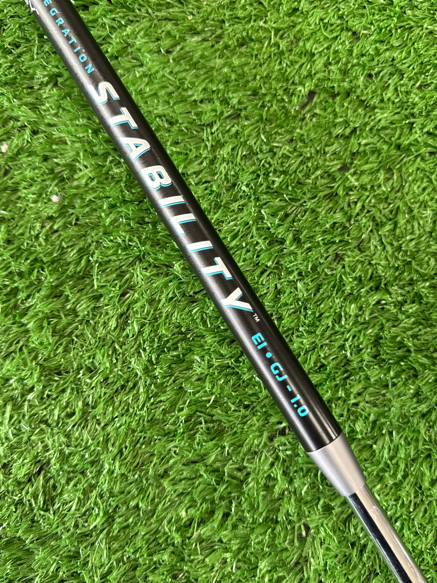 ODYSSEY AI ONE JAILBIRD MINI CH - CUSTOM PUTTER
