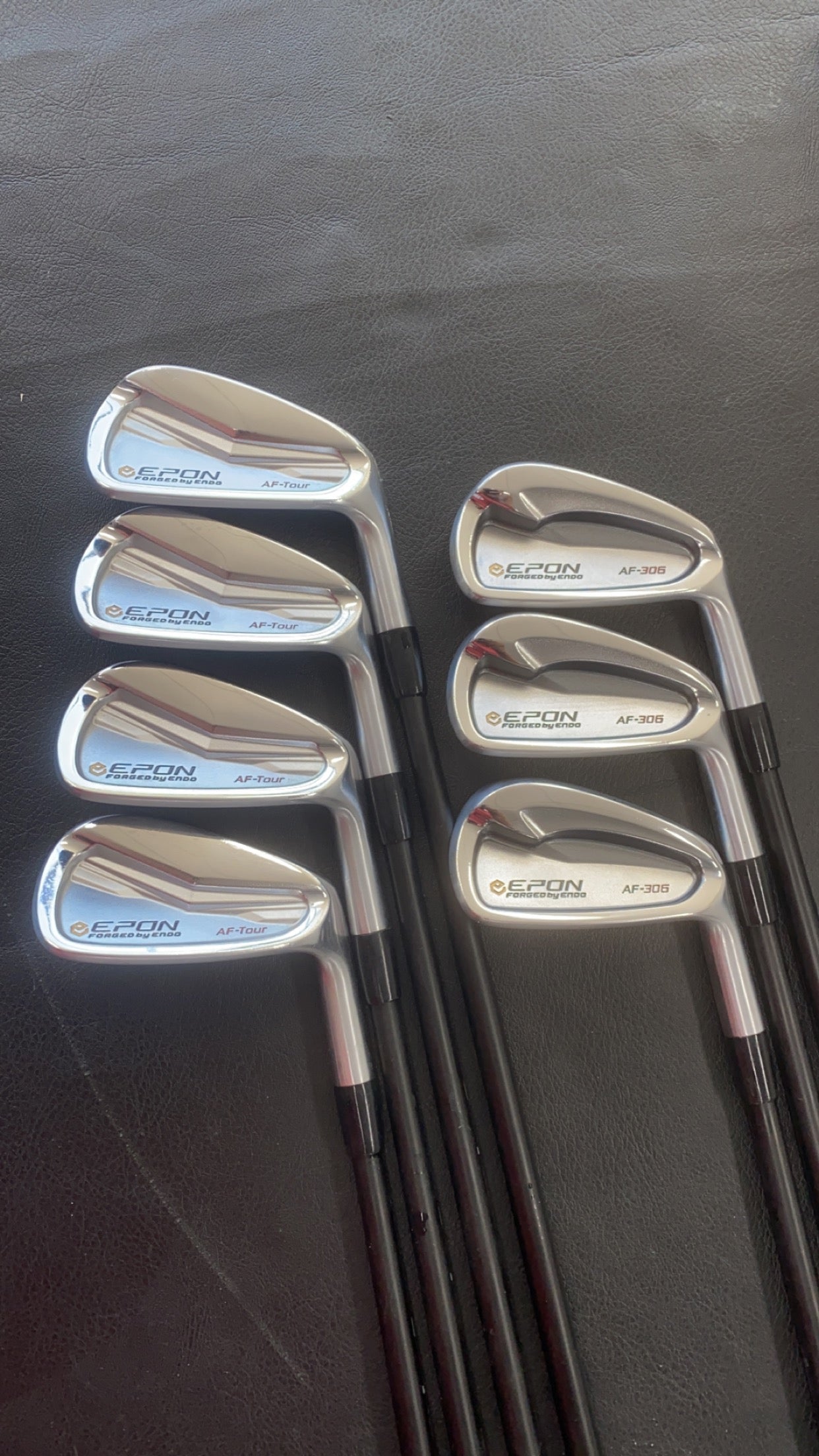 EPON 306 IRONS 4-PW / AXIOM 105X SHAFTS