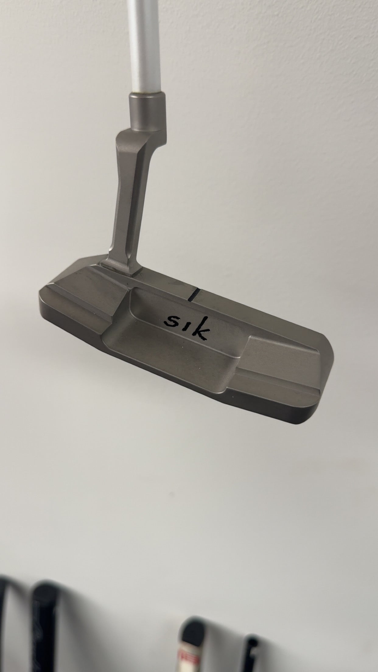 SIK PRO C / LA GOLF SHAFT - WRIST LOCK 35.5"