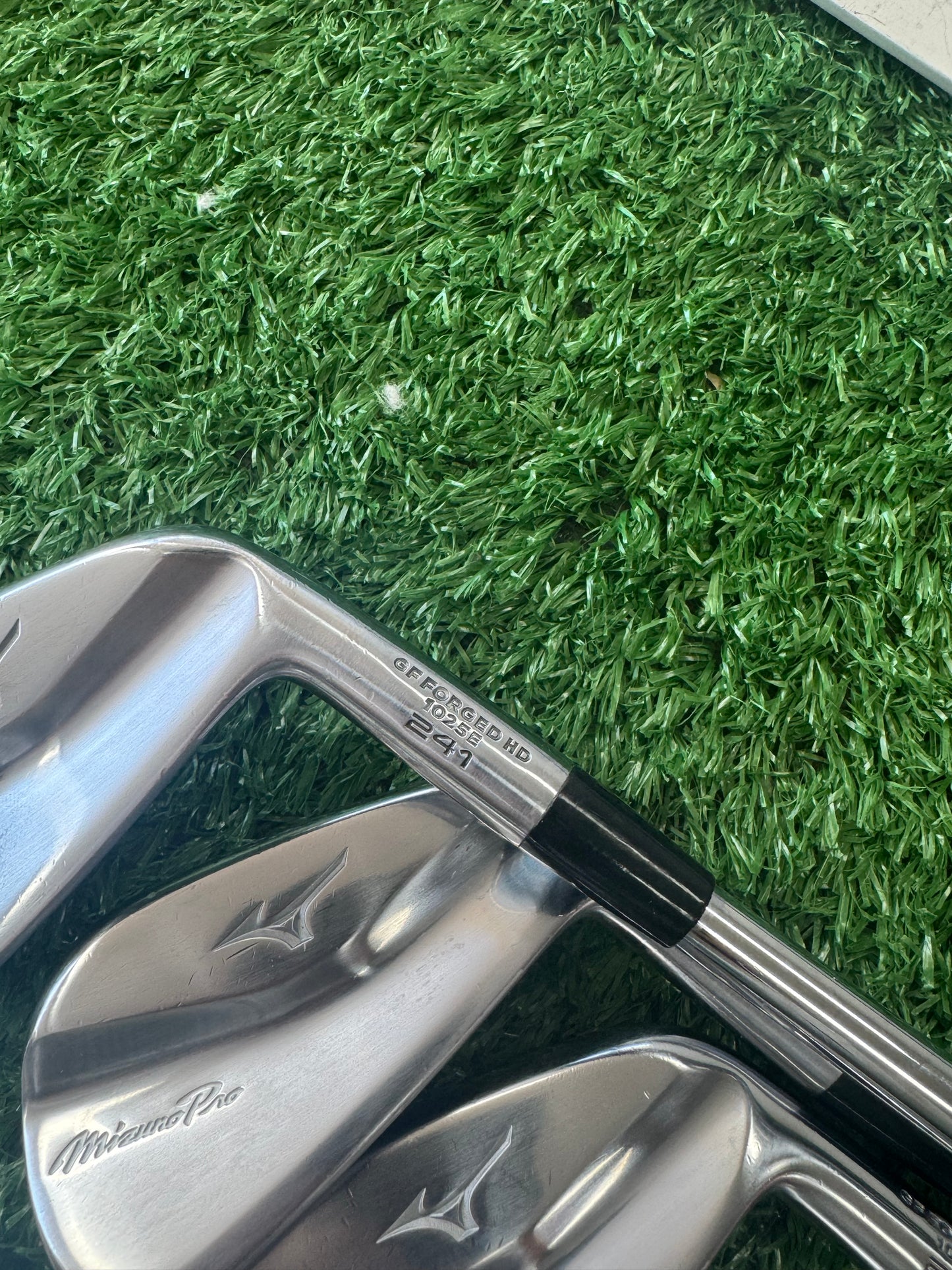 MIZUNO PRO 241 IRONS 4-PW- STIFF