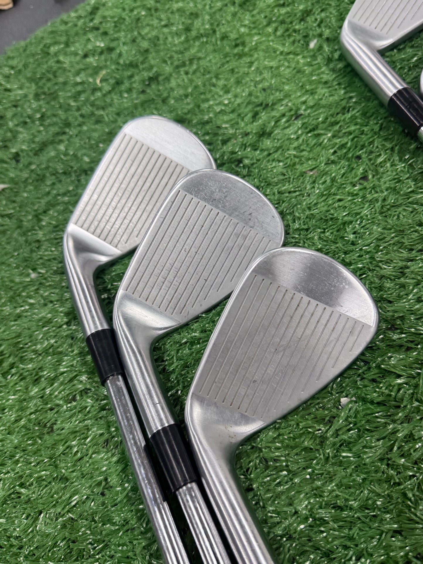 2026 P790 IRONS 4-PW - MODUS STIFF