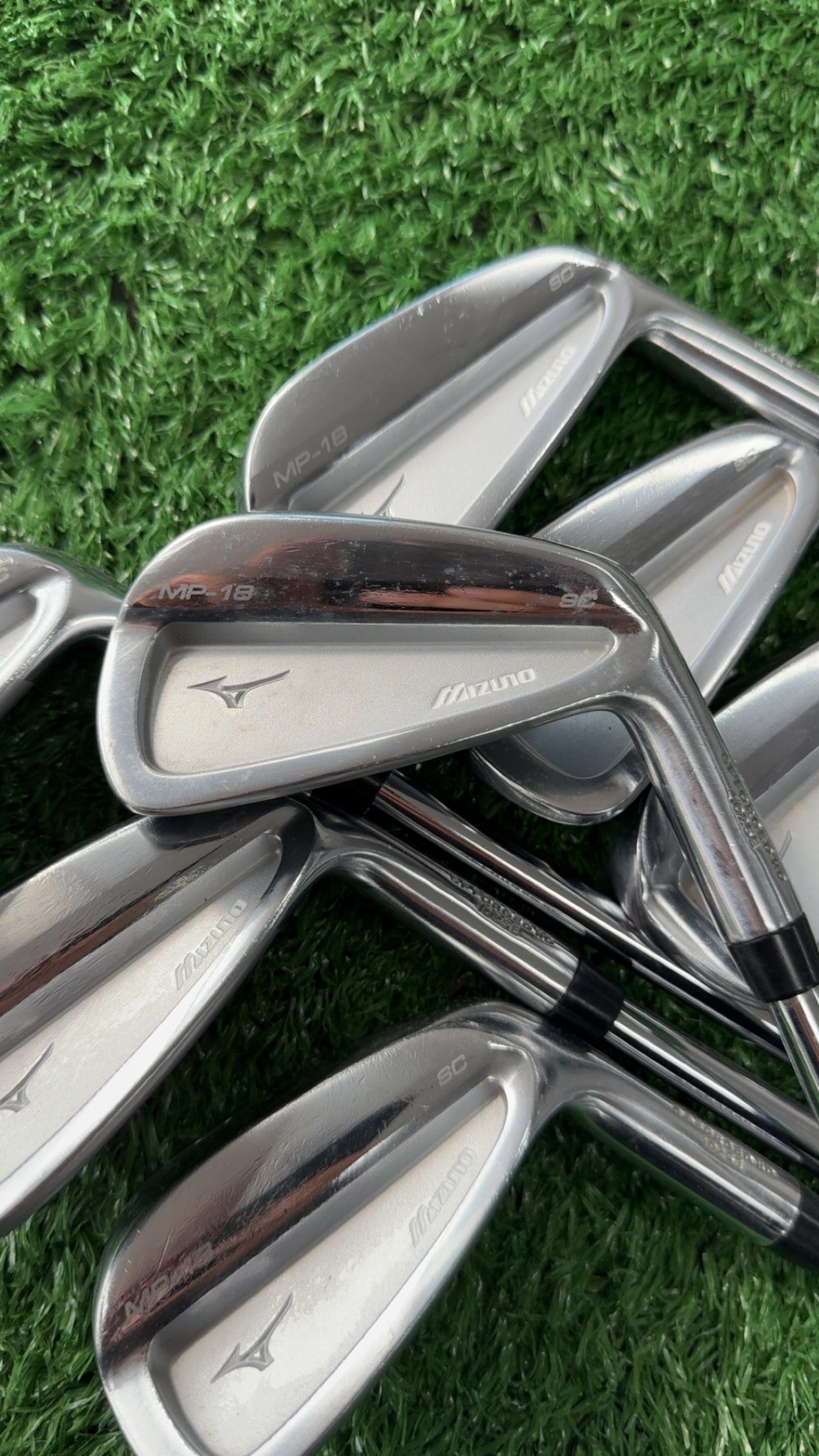 MIZUNO MP18 IRONS - DG X7 SHAFTS