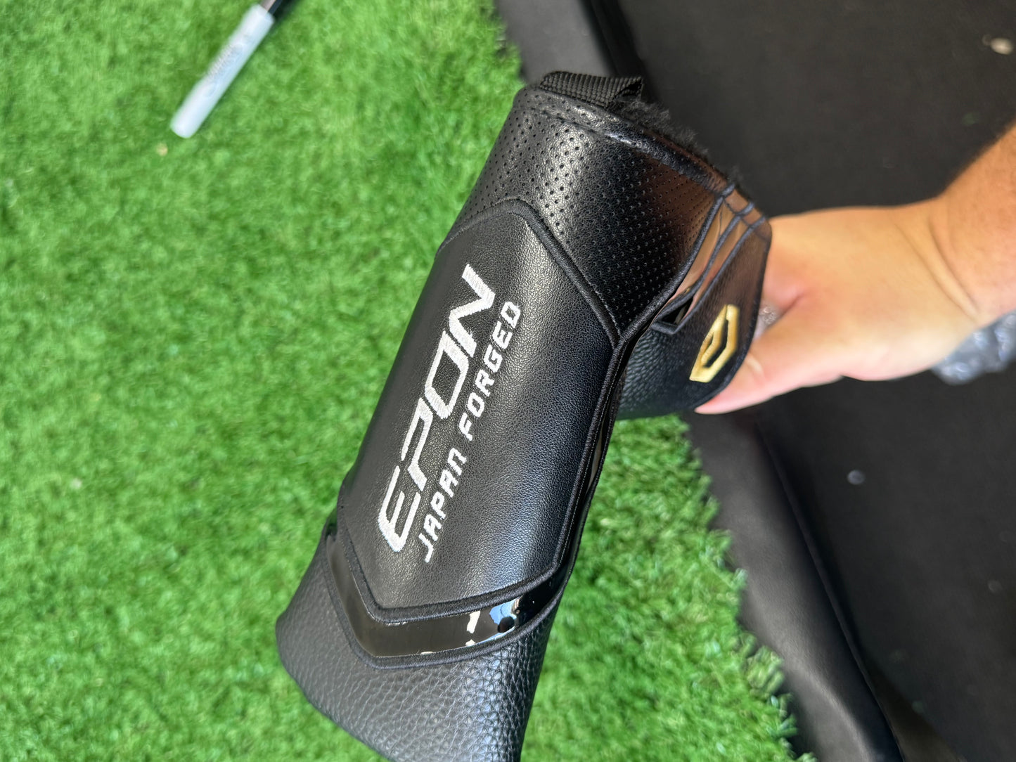 Epon Sachi 34.5”Premium putter