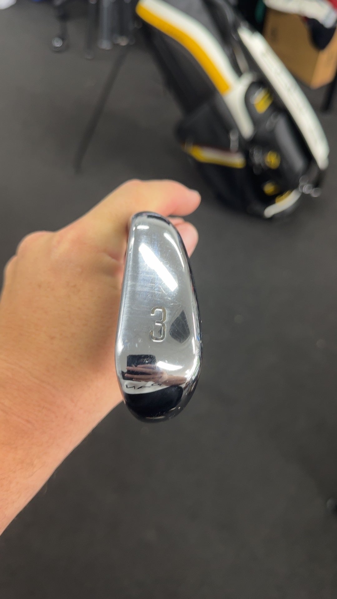 2025 U505 3 iron - Graphite Design IZ 95s Shaft
