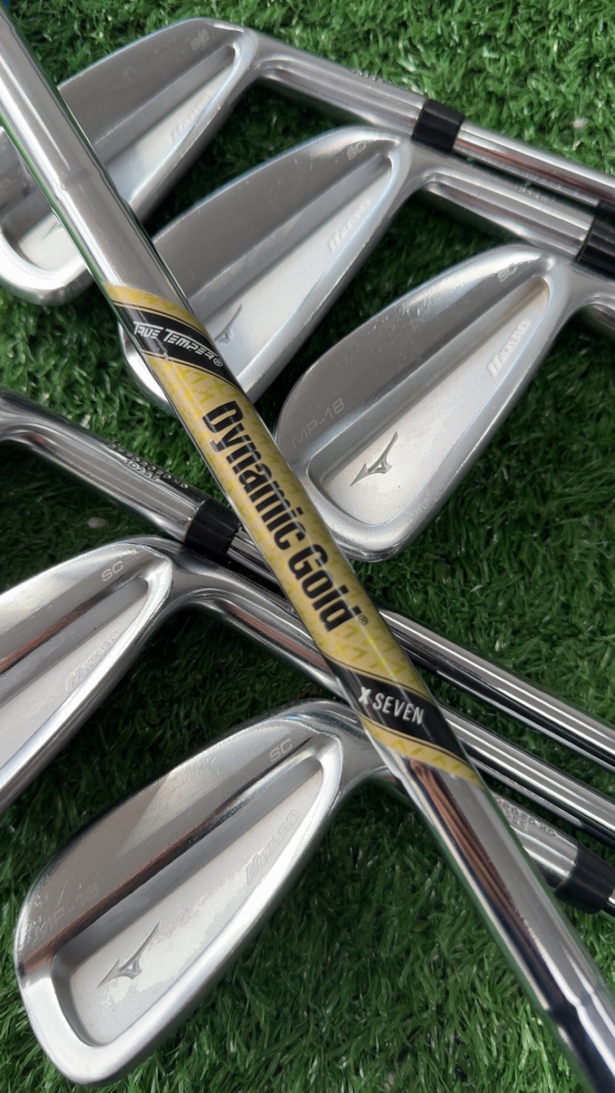 MIZUNO MP18 IRONS - DG X7 SHAFTS