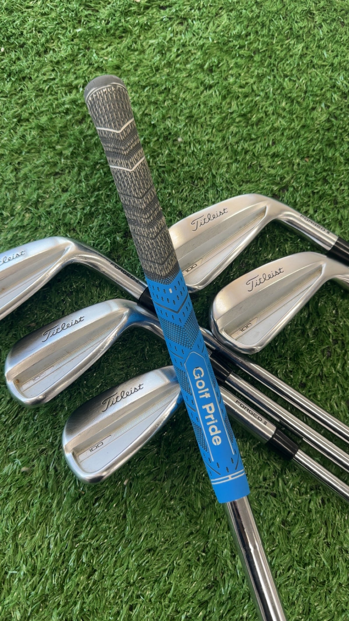 T100 Titliest Irons 5-pw - Stiff flex