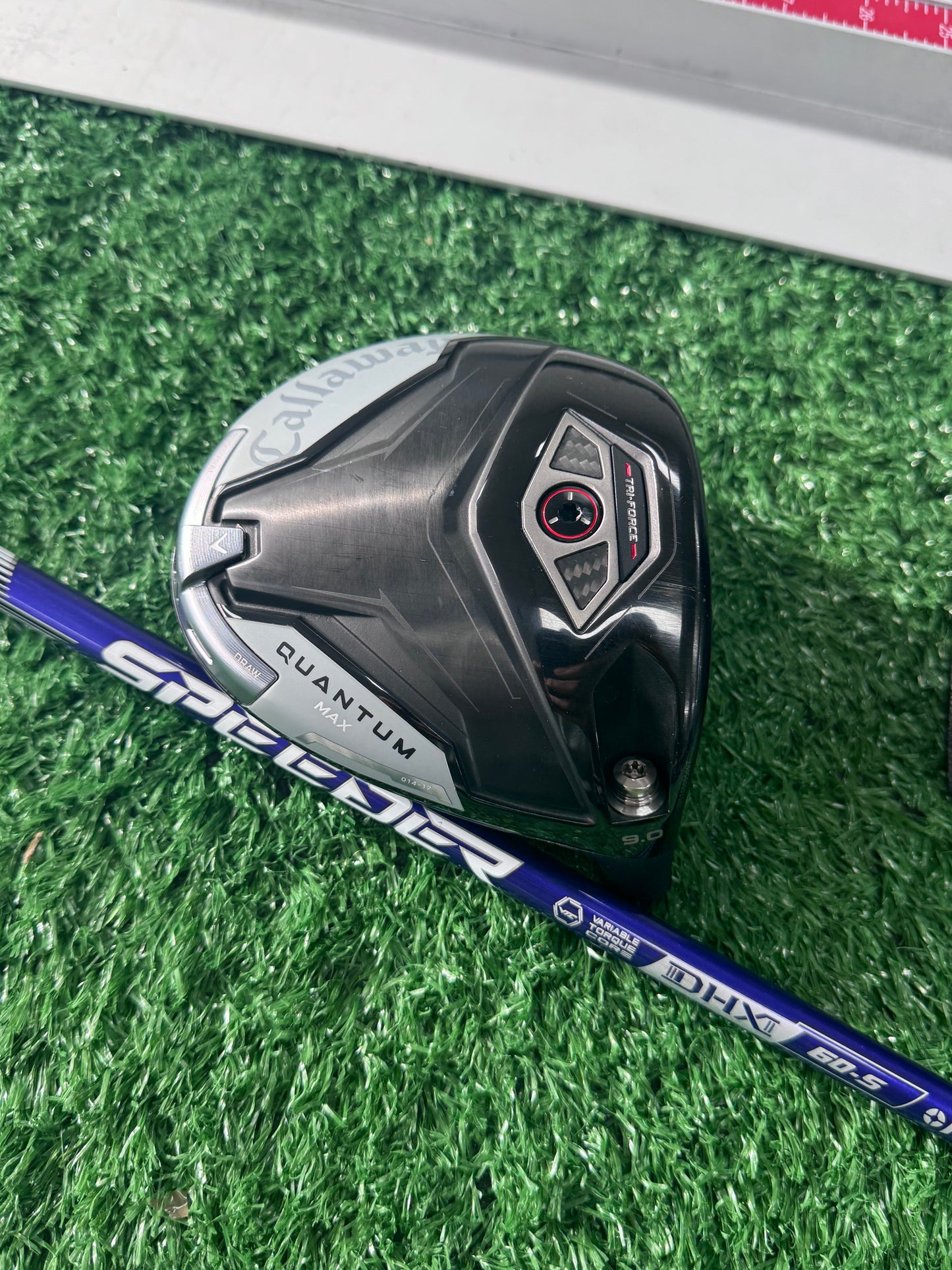 Callaway Quantum Max 9 Degree - Fuji Speeder NX Purple 65s