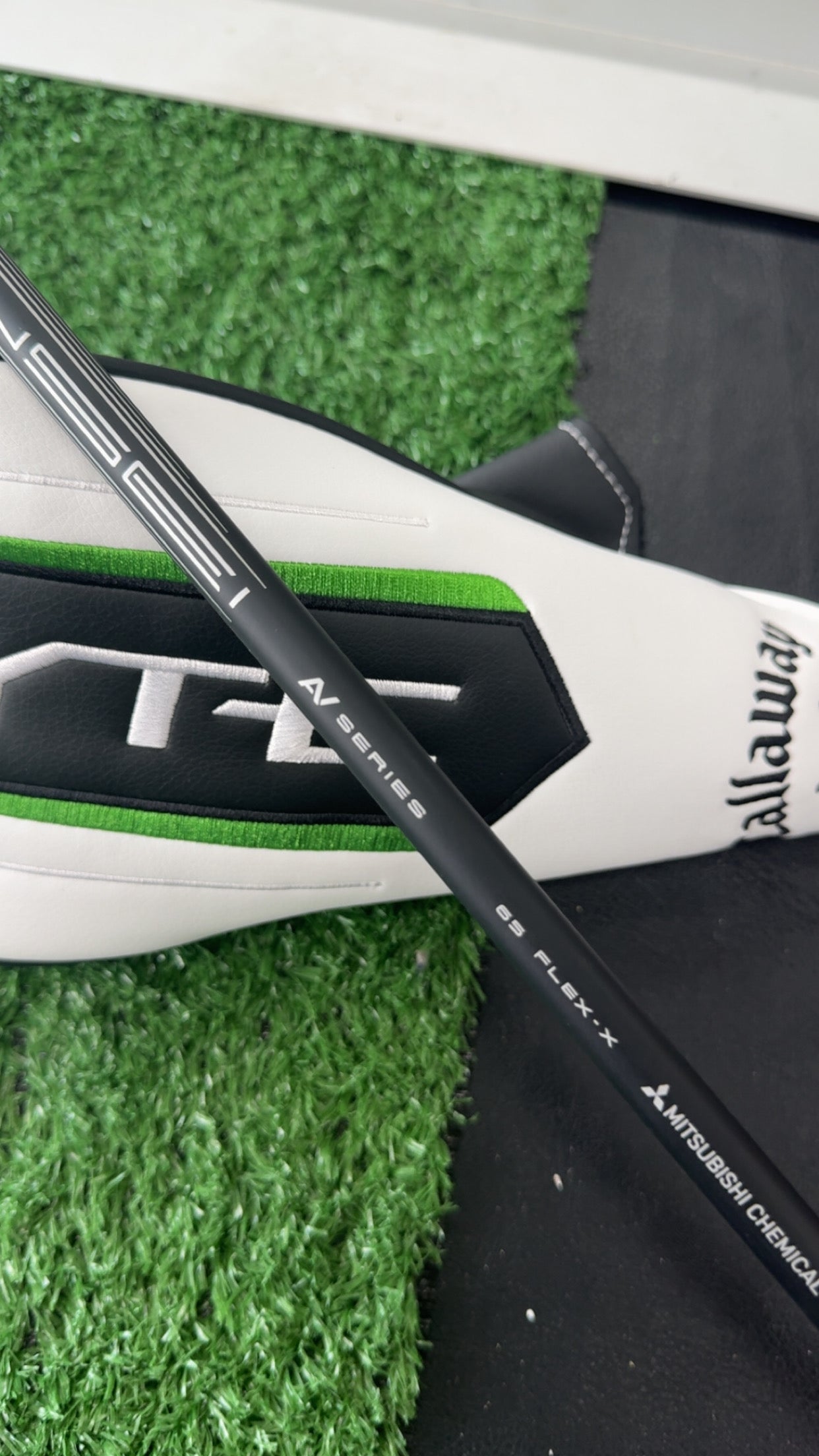 CALLAWAY ELYTE TRIPLE DIAMOND 8* - EXTRA STIFF SHAFT