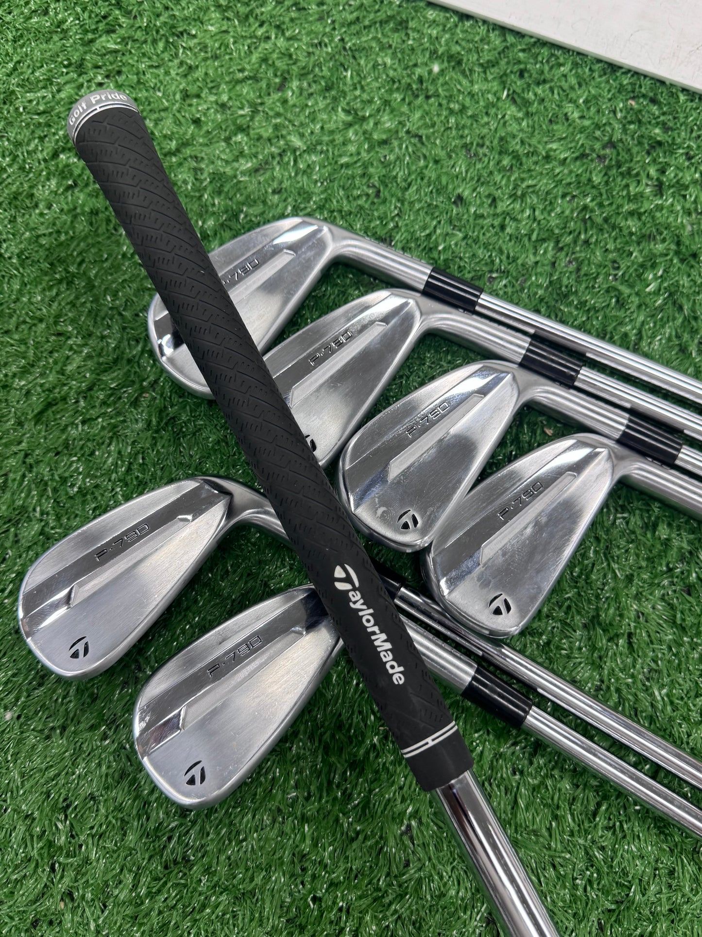 2026 P790 IRONS 4-PW - MODUS STIFF
