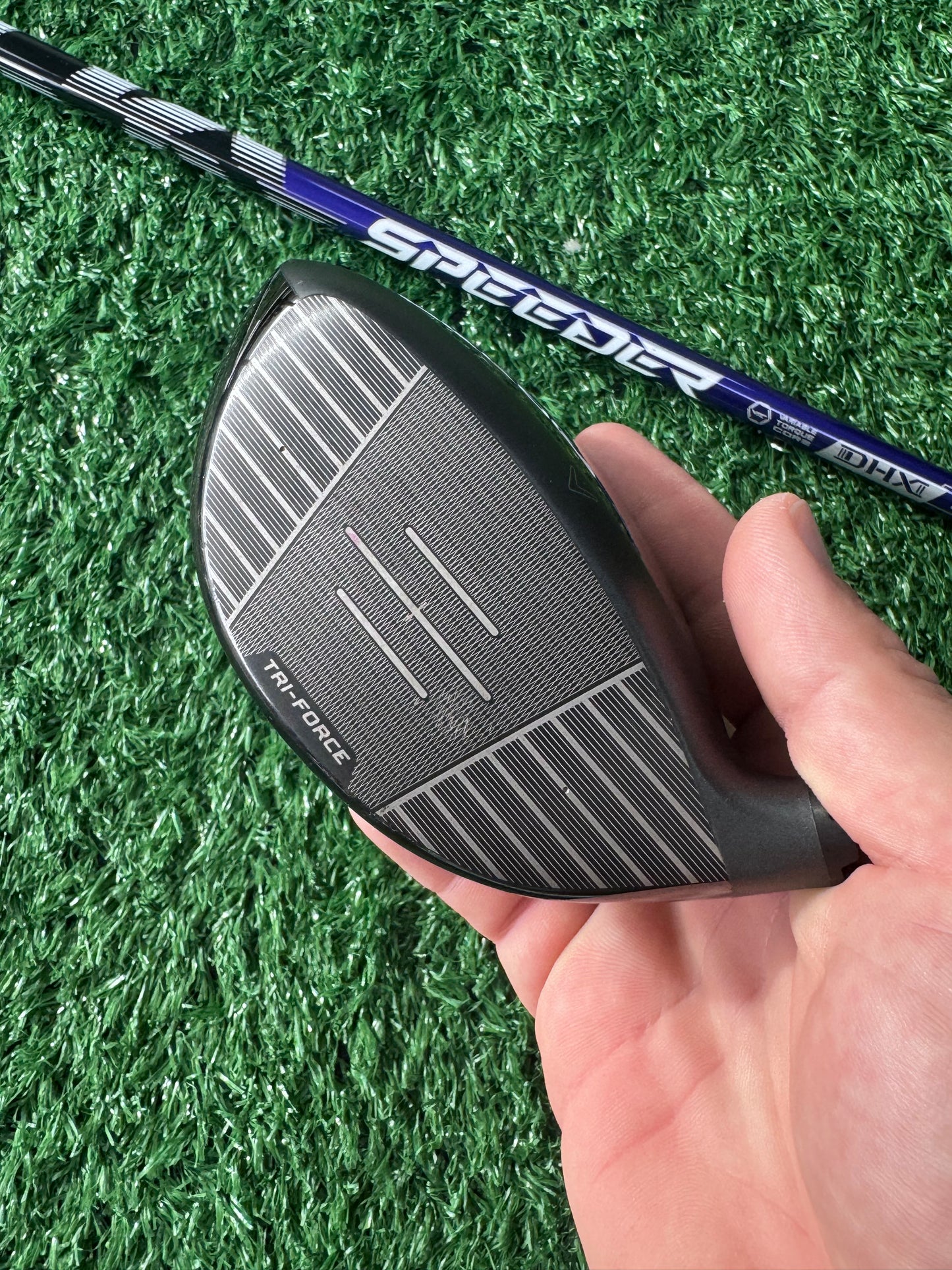 Callaway Quantum Max 9 Degree - Fuji Speeder NX Purple 65s