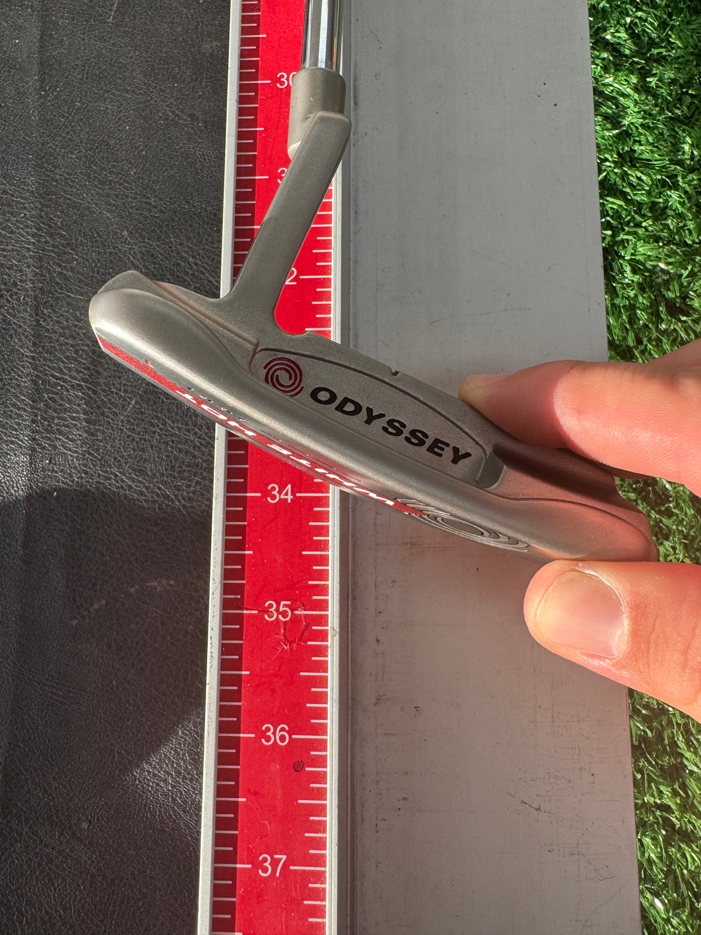 Odyssey White Hot 34”