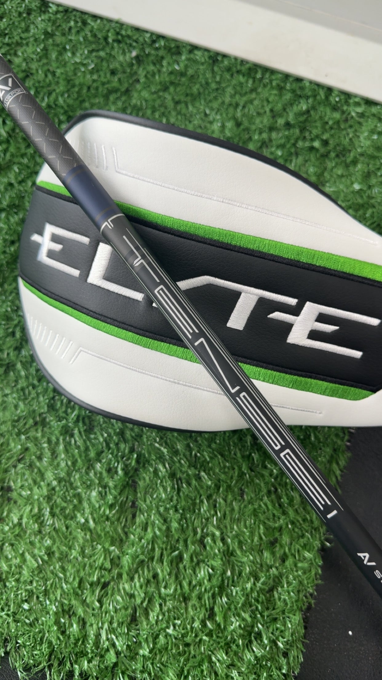 CALLAWAY ELYTE TRIPLE DIAMOND 8* - EXTRA STIFF SHAFT