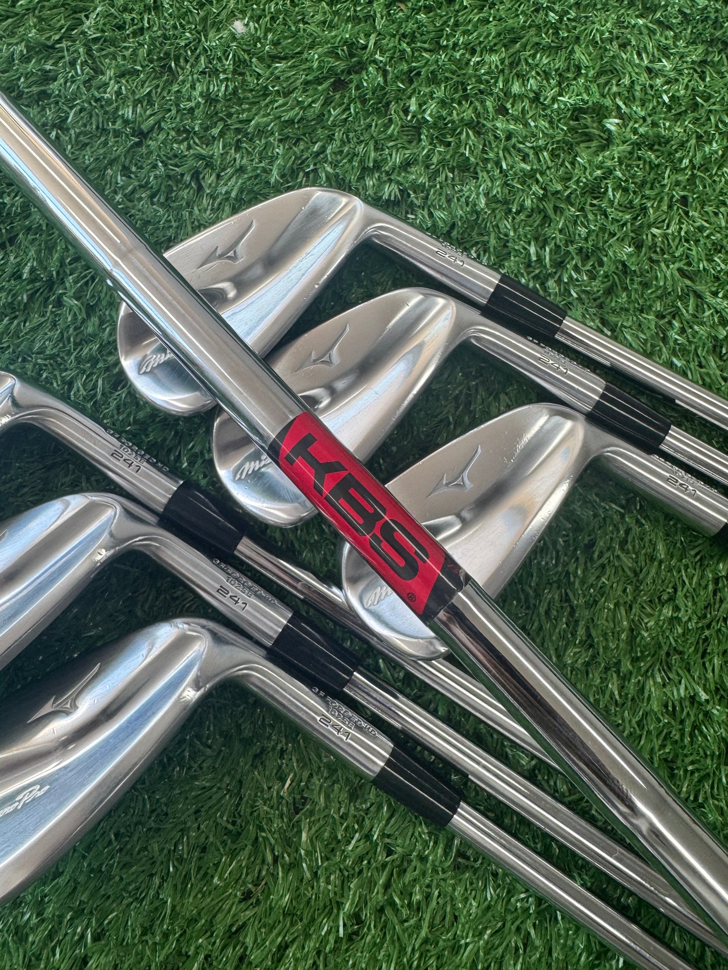 MIZUNO PRO 241 IRONS 4-PW- STIFF