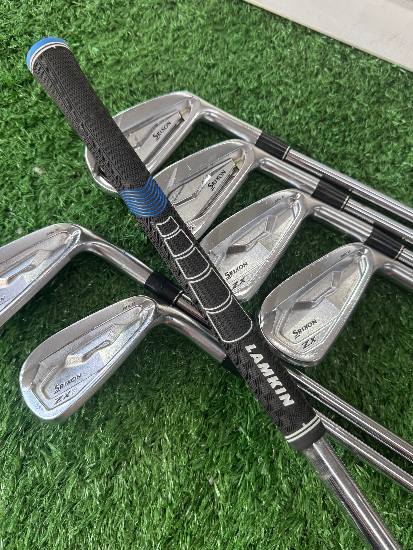 Srixon ZX5/ZX7 mkii iron set