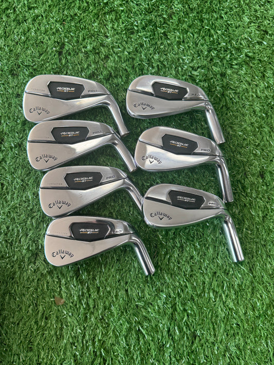 Callaway Rogue ST Pro Iron Heads 4-pw
