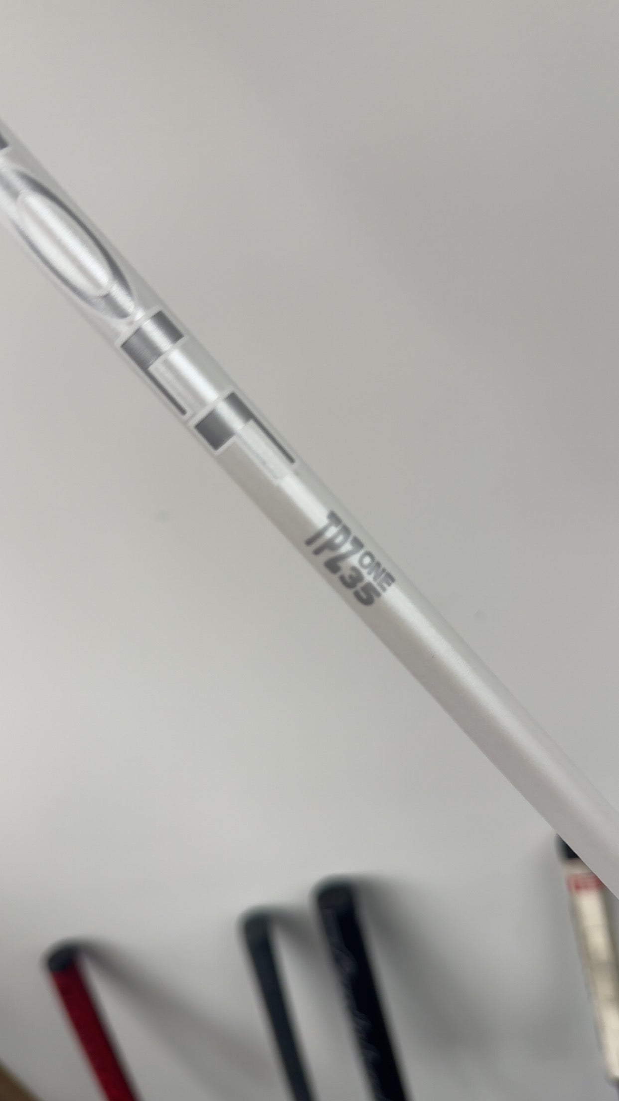 SIK PRO C / LA GOLF SHAFT - WRIST LOCK 35.5"