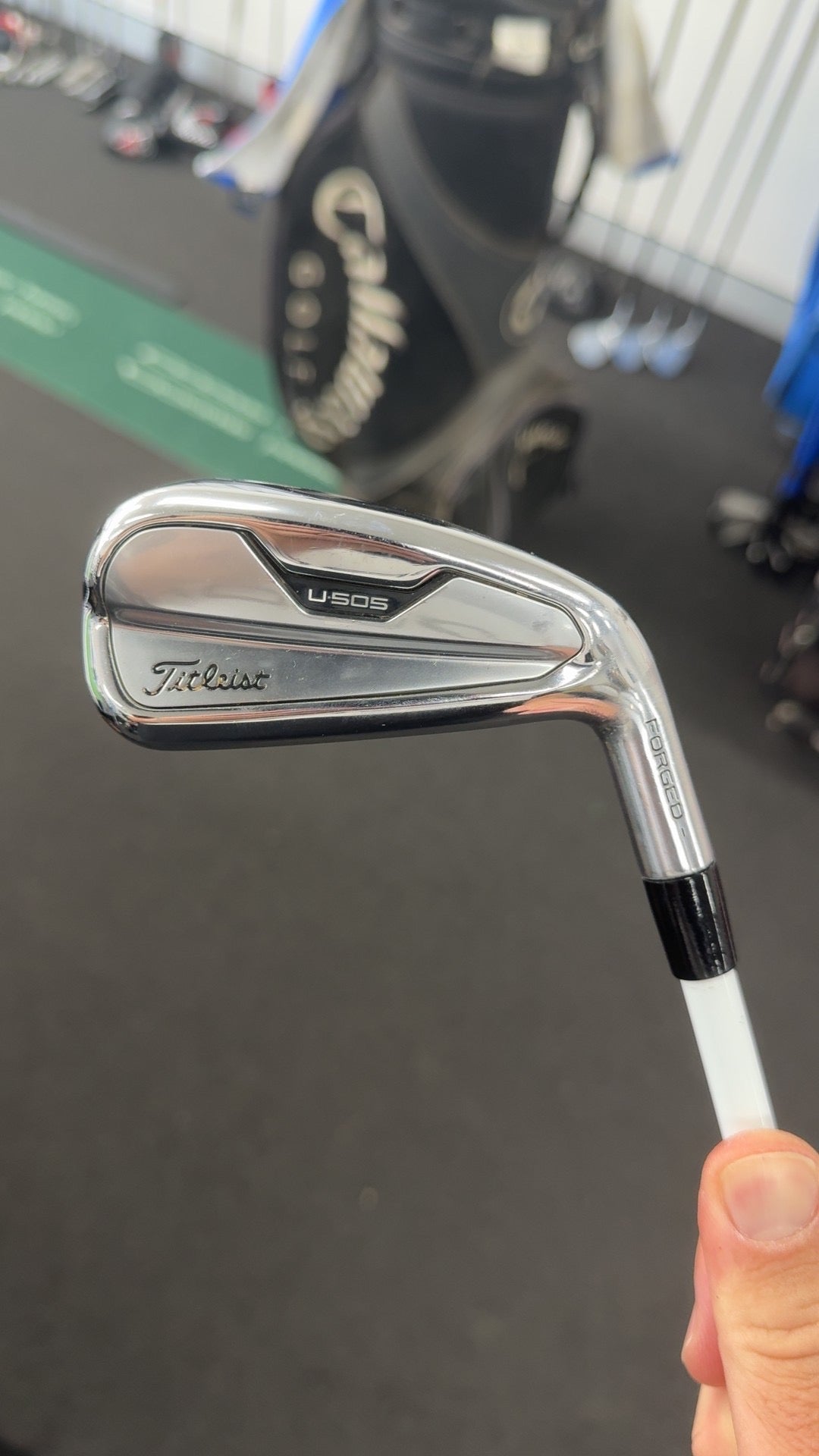 U505 4 utility Iron - Atmos Black 9x