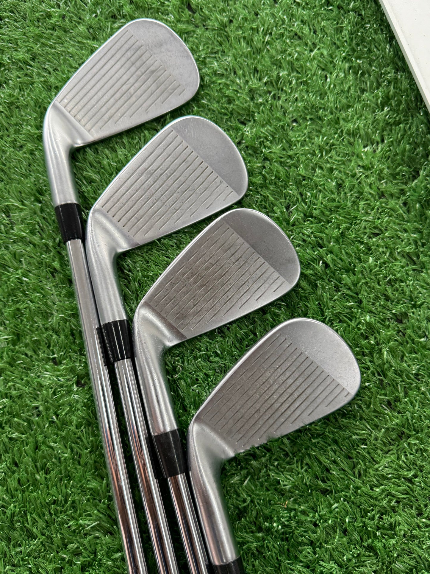 CALLAWAY APEX PRO / KBS TOUR LITE EXTRA STIFF SHAFTS