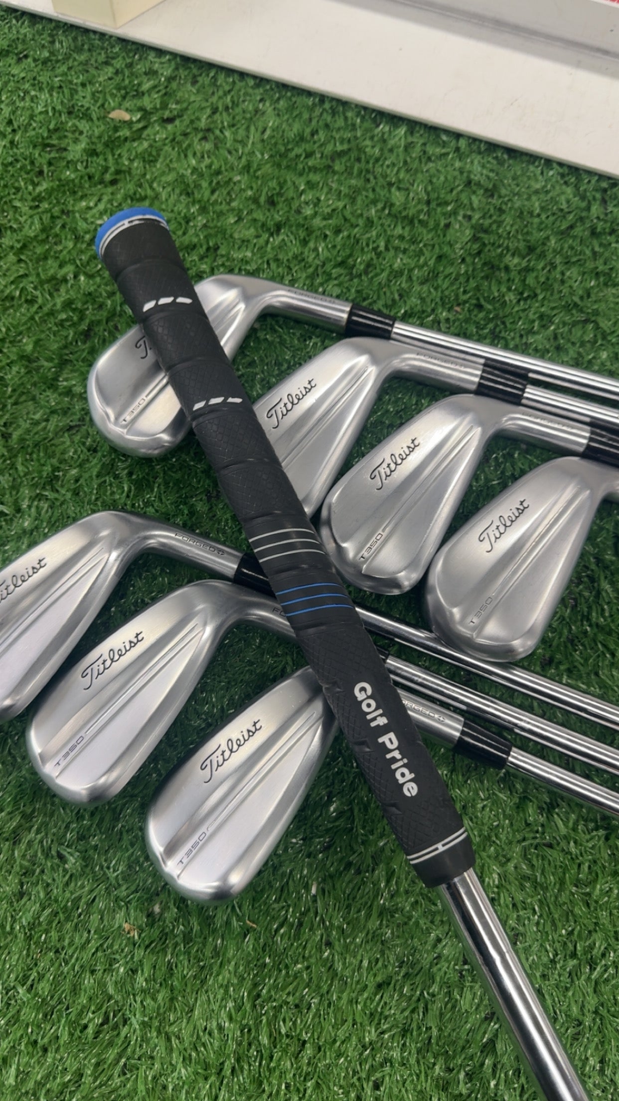 T350 Titliest Irons 4-PW + Gap wedge ( 48)